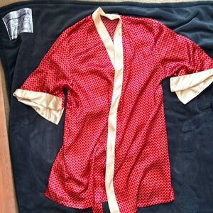 Red/Tan Satin L/XL Robe